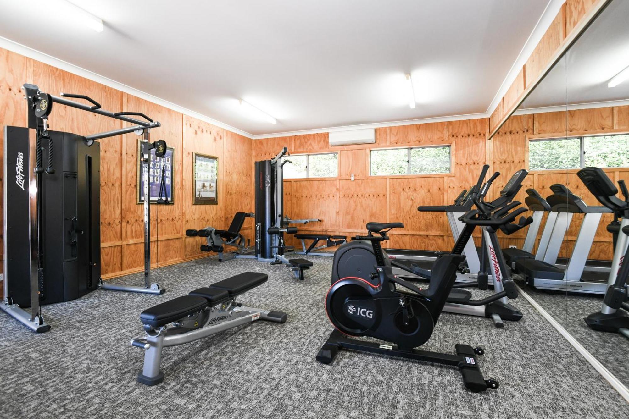 Powerhouse Hotel Tamworth By Rydges Exterior foto The gym at the High Performance Centre